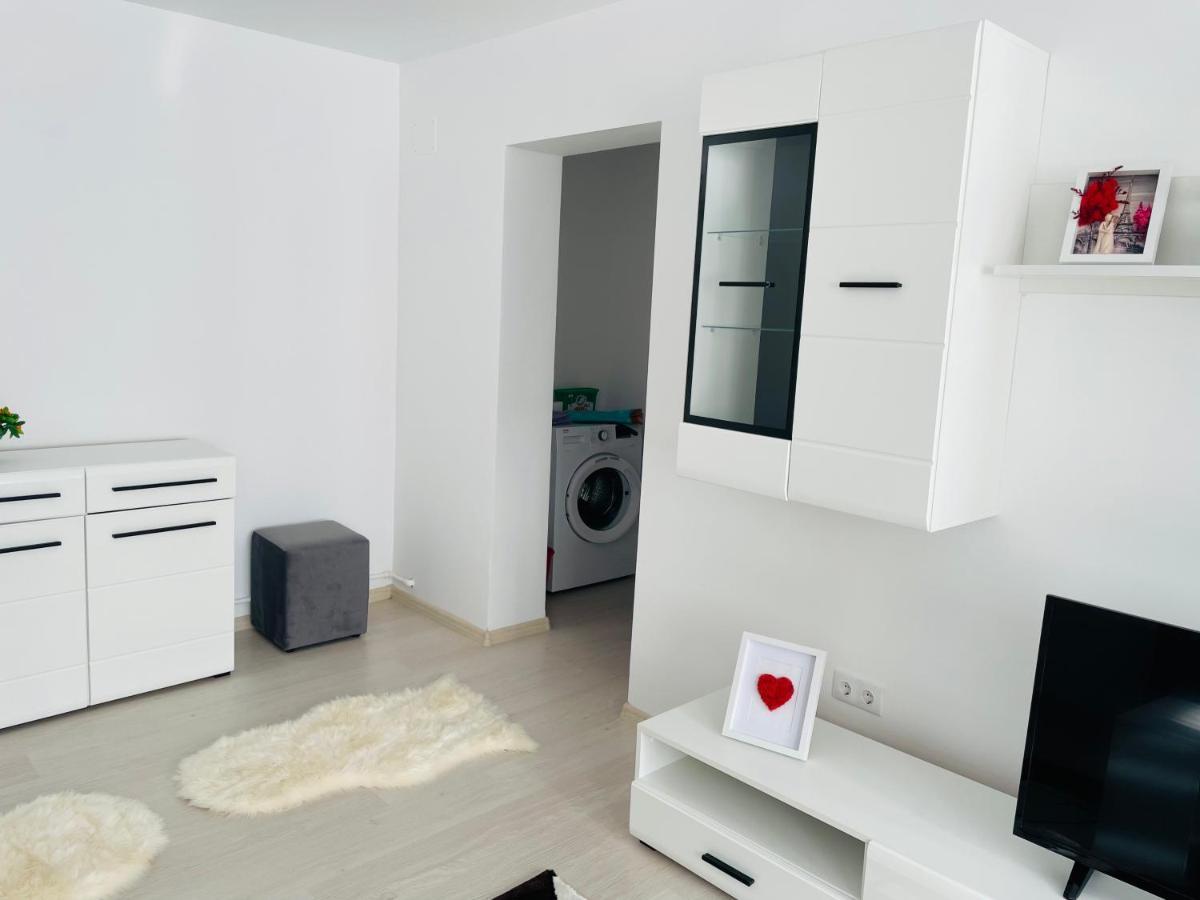 Apartament Incantator Крайова Екстериор снимка