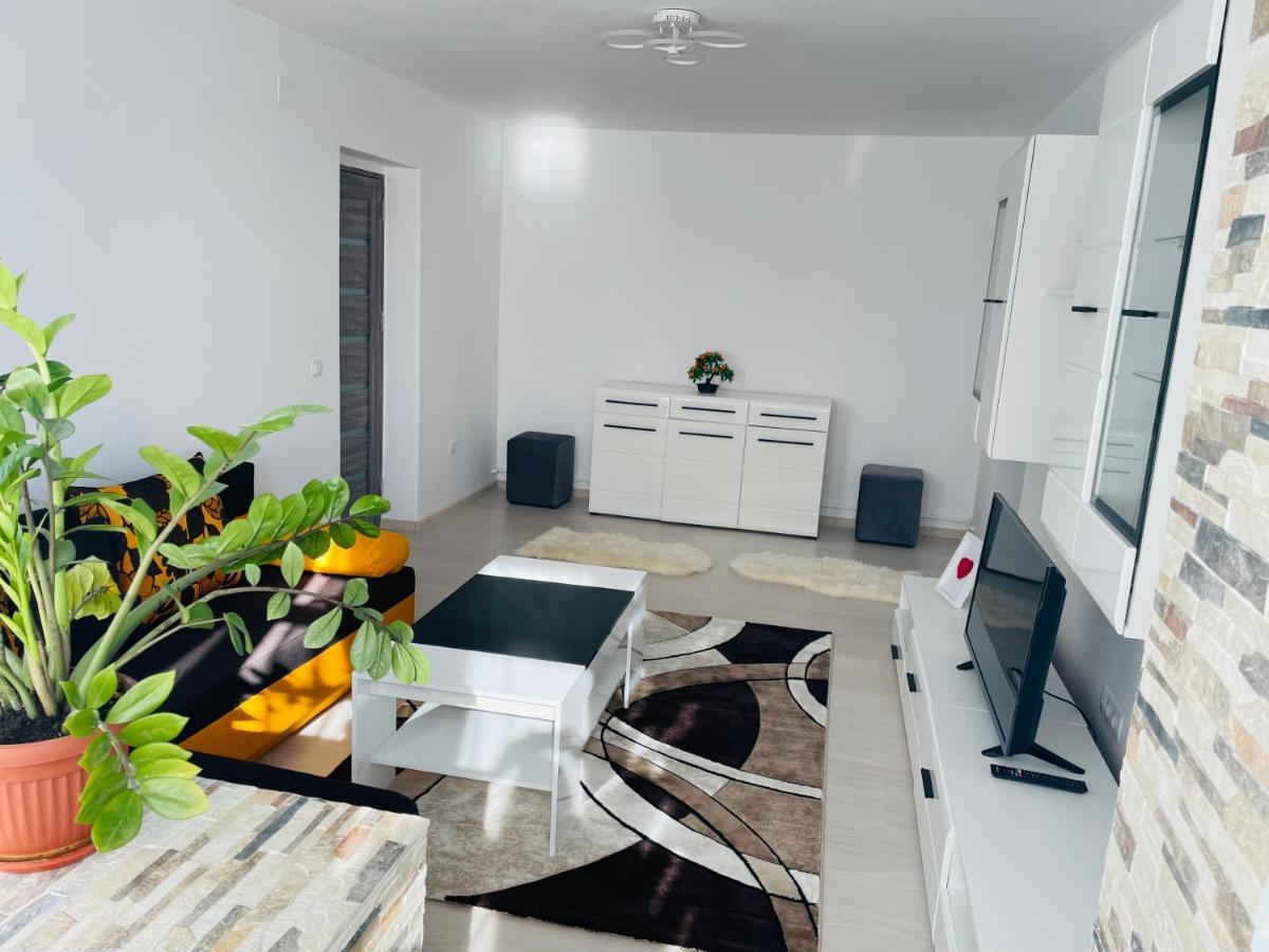 Apartament Incantator Крайова Екстериор снимка